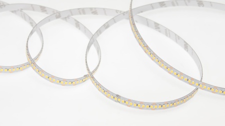 Светодиодная лента Class Premium, 2835, 240 led/m, однорядная, day white, 12V, 24W/m, IP20, A70