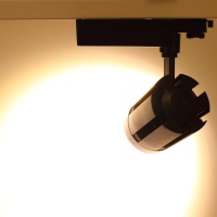 Светодиодный светильник трековый JH-GD001 4L 4L30 (30W, 220V, 15-60deg, warm white, черный корпус)